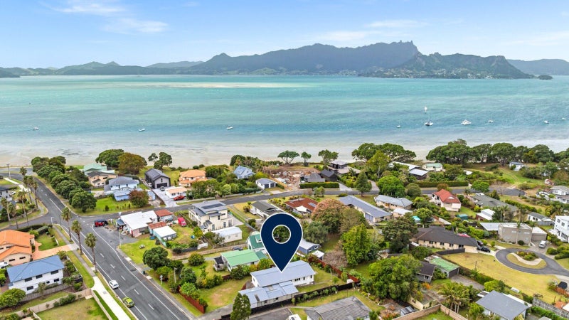 172 One Tree Point Road, One Tree Point - Carousel 1