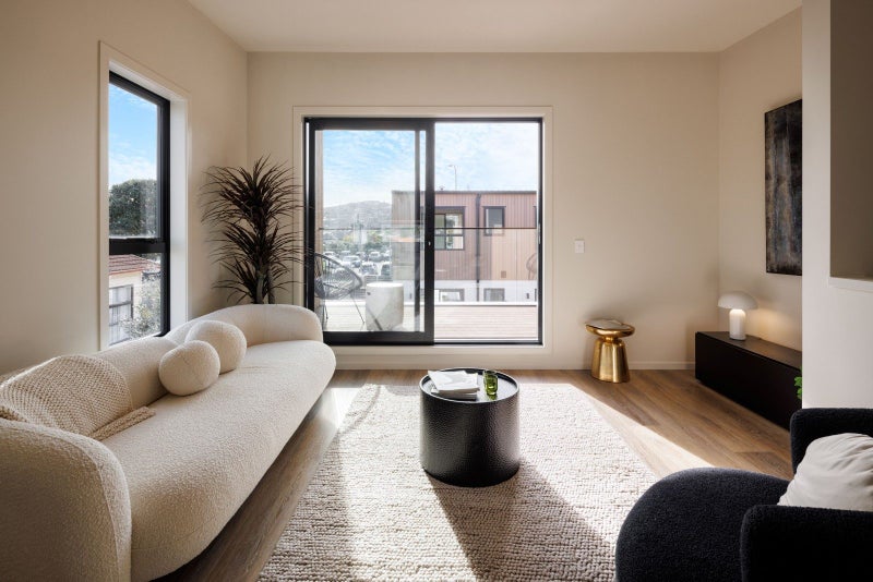 5/92 Cambridge Terrace, Waterloo, Lower Hutt - Carousel 2