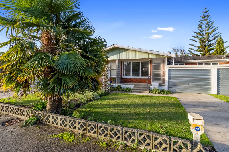 2/2 New Street, Hamilton East, Hamilton - Carousel 1