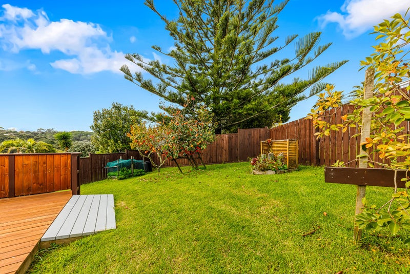 3 Spinella Drive, Bayview, Auckland - Carousel 1