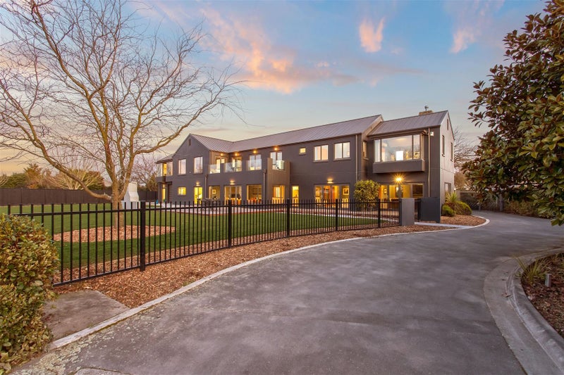 15 Roderick Alleyn Lane, Papanui, Christchurch - Carousel 1