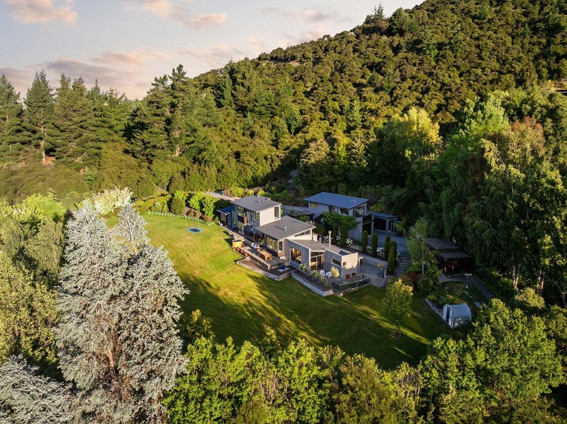 691 Aubrey Road, Albert Town, Wanaka - Carousel 34