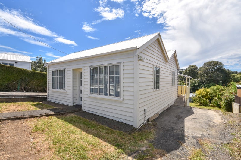 32 Meadow Street, Mornington, Dunedin - Carousel 2