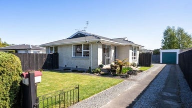 6 Meldrum Place, Bishopdale, Christchurch - Carousel 1