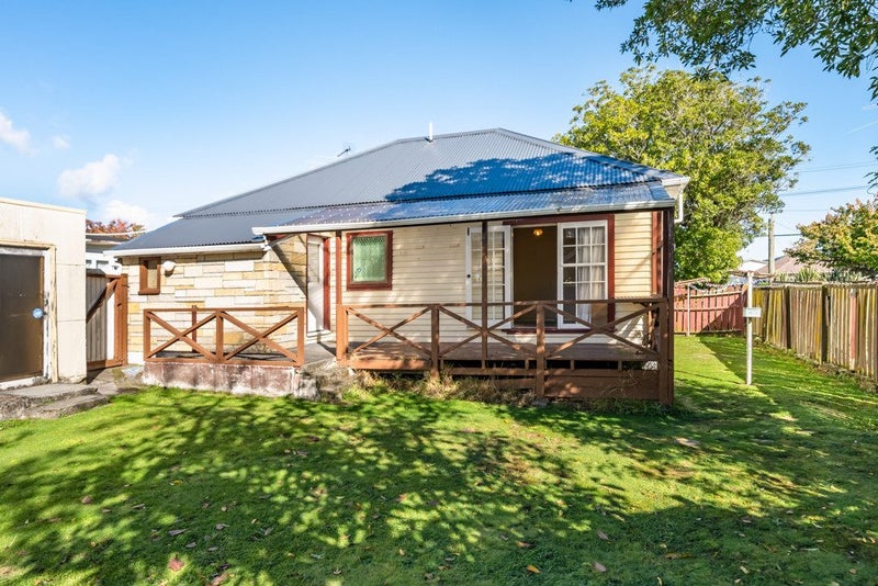 42 Merton Street, Trentham, Upper Hutt - Carousel 1