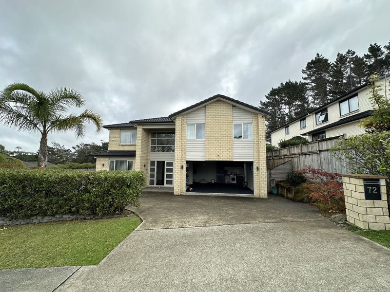 72 Harrowglen Drive, Northcross, Auckland - Carousel 1