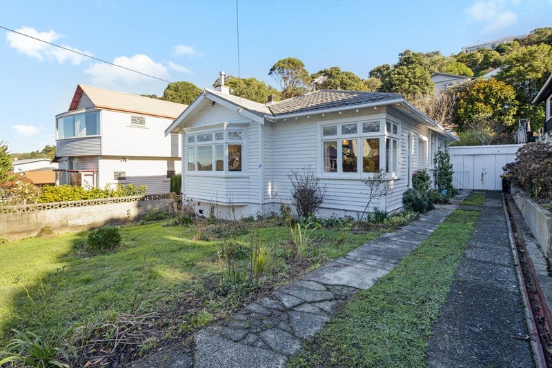 14 Mccoll Street, Vogeltown, Wellington - Carousel 1