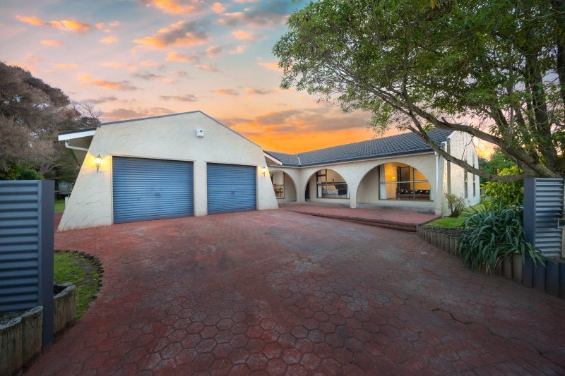 34 Carter Crescent, Awapuni, Palmerston North - Carousel 2