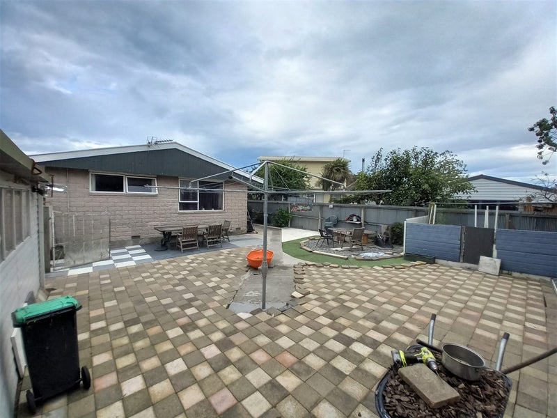 1 Rosanna Place, Aranui, Christchurch - Carousel 2