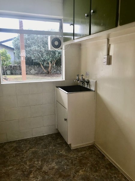 16 Seaforth Avenue, Mangere Bridge, Auckland - Carousel 8