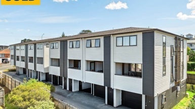 8/701 Hillsborough Road, Mount Roskill, Auckland - Carousel 1