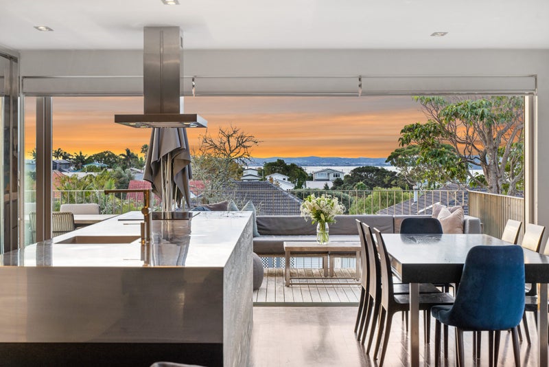 26 Nottingham Street, Westmere, Auckland - Carousel 2