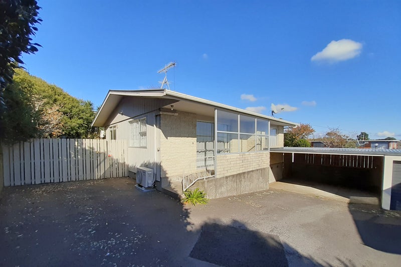 15B Parsons Street, Vogeltown, New Plymouth - Carousel 2