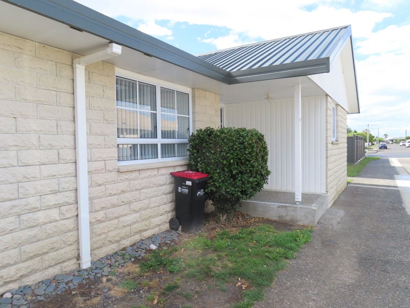 40 Neeve Road, Taradale, Napier - Carousel 2