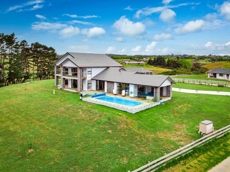 30 Suzanna Lane, Drury - Carousel 2