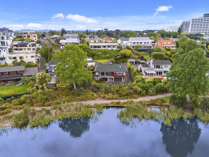 130 Pembroke Street, Hamilton Lake, Hamilton - Carousel 2