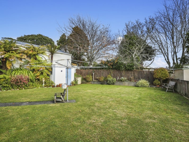 154 Govett Avenue, Frankleigh Park, New Plymouth - Carousel 20