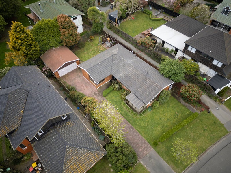 12 Harkness Place, Avonhead, Christchurch - Carousel 24