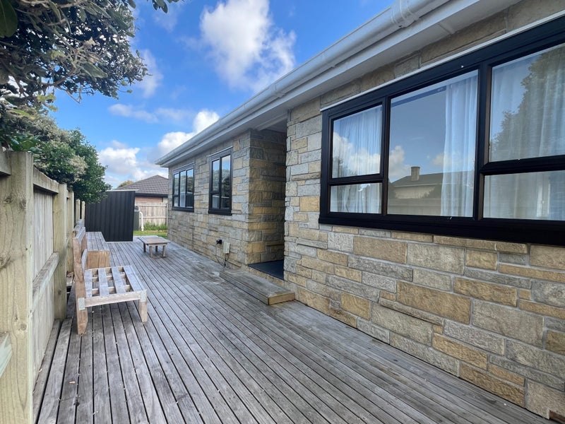 12 Panorama Road, Mount Wellington, Auckland - Carousel 2