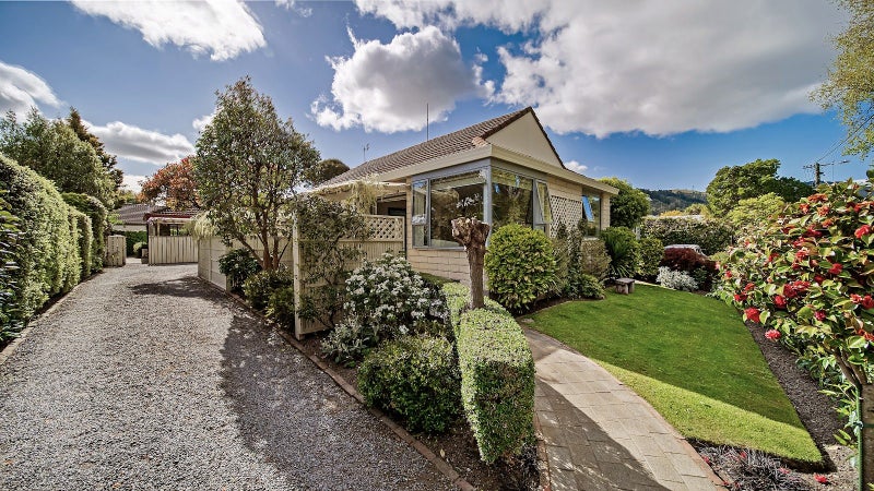 1/213 Waimea Terrace, Beckenham, Christchurch - Carousel 1