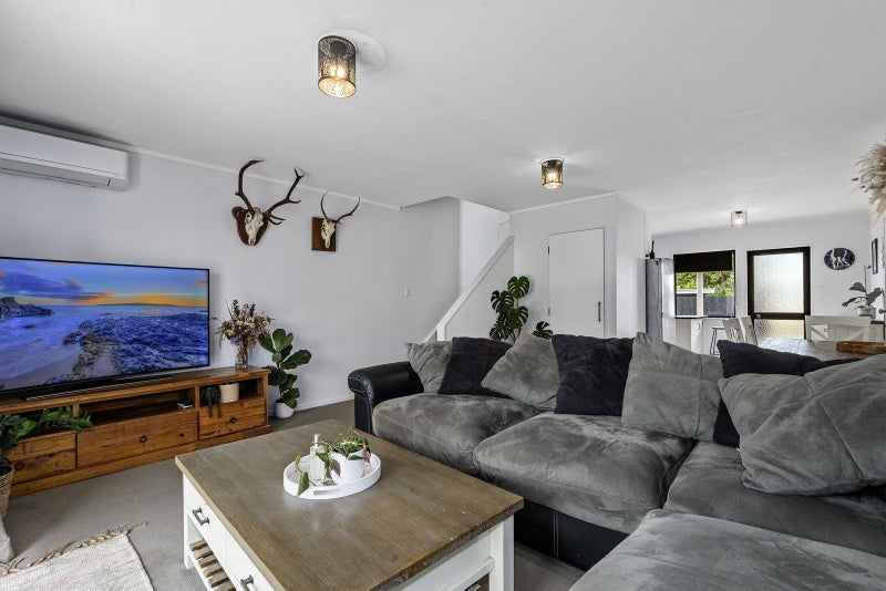 2/11 Robins Road, Judea, Tauranga - Carousel 15