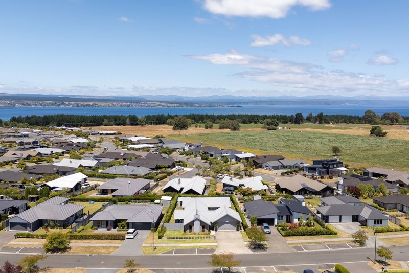 11 Royal Coachman Drive, Nukuhau, Taupo - Carousel 2