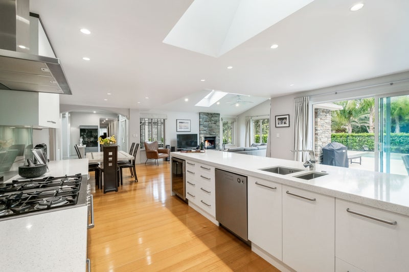 5 Thomas Hunter Lane, Greenhithe, Auckland - Carousel 2