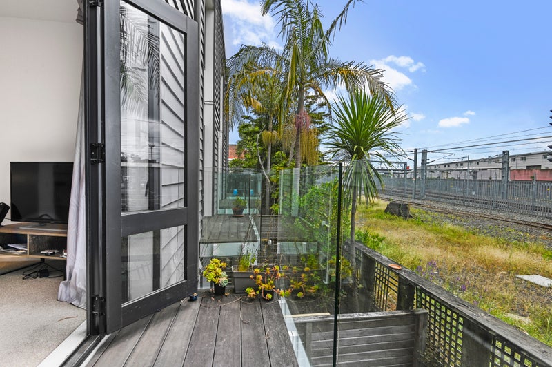 21 Sudbury Terrace, Parnell, Auckland - Carousel 10