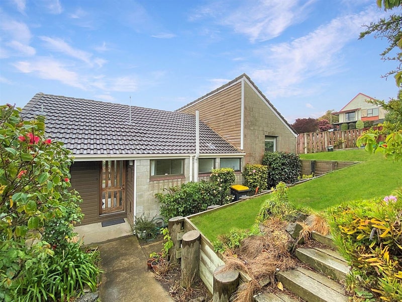 1/2 Brigid Place, Mount Pleasant, Christchurch - Carousel 1