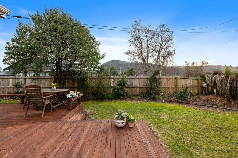 10 Bellvue Road, Kawaha Point, Rotorua - Carousel 2