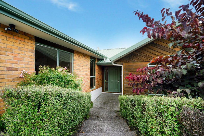 668 Redoubt Road, Flat Bush, Auckland - Carousel 2