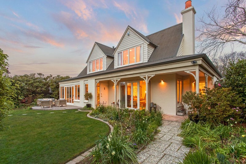 9A Te Kura Street, Fendalton, Christchurch - Carousel 1