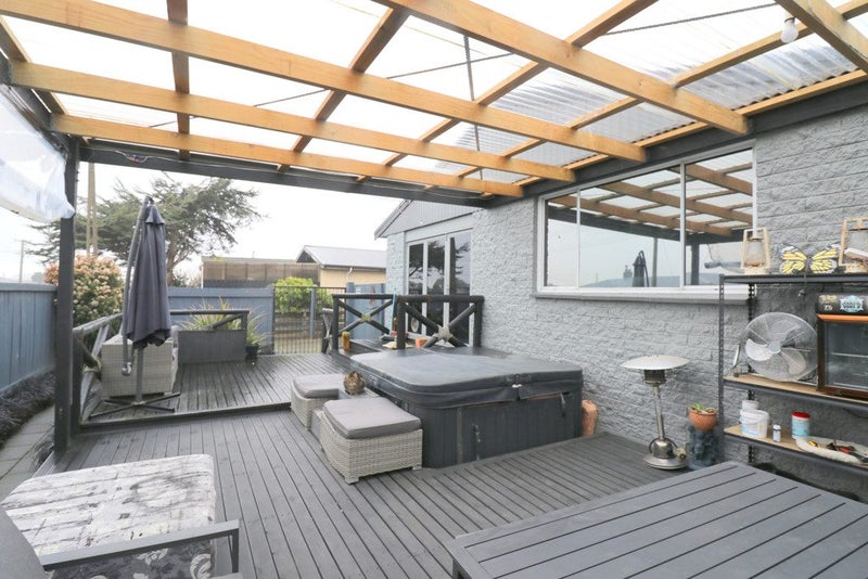 79 Avon Road, Clifton, Invercargill - Carousel 1