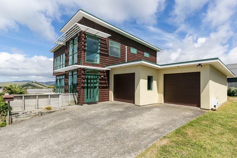 137 Homebush Road, Khandallah, Wellington - Carousel 21