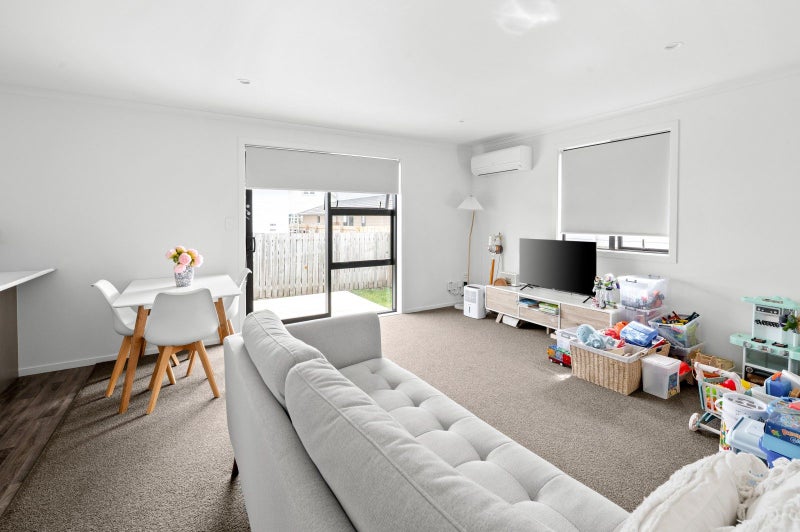 2/43 Smith Street, Frankton, Hamilton - Carousel 2
