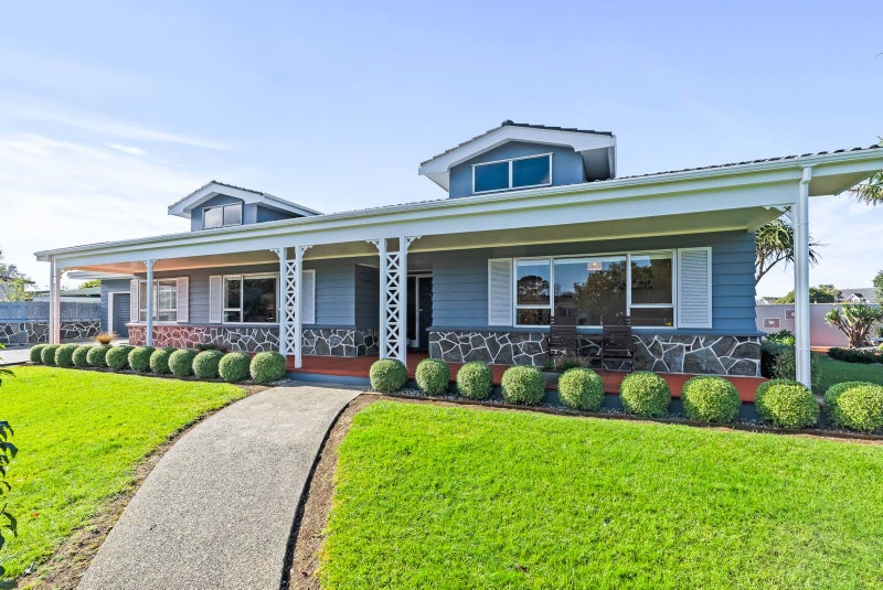 2 Blenheim Court, Kamo, Whangarei - Carousel 1