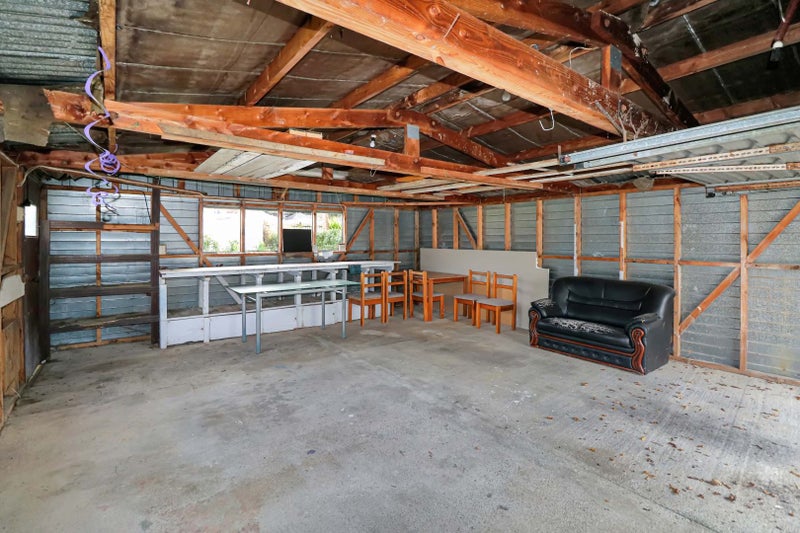 53 Westminster Road, Wainuiomata, Lower Hutt - Carousel 10