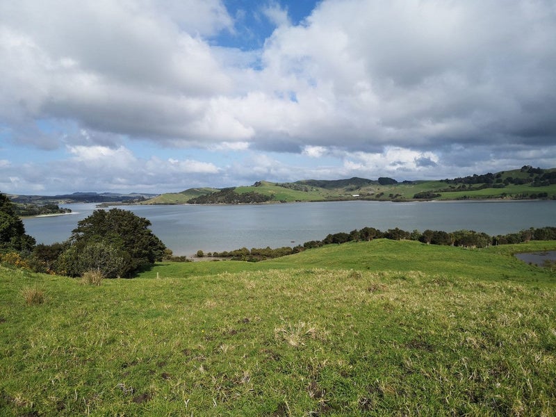63 Hinamoki Drive, Kaiwaka - Carousel 1