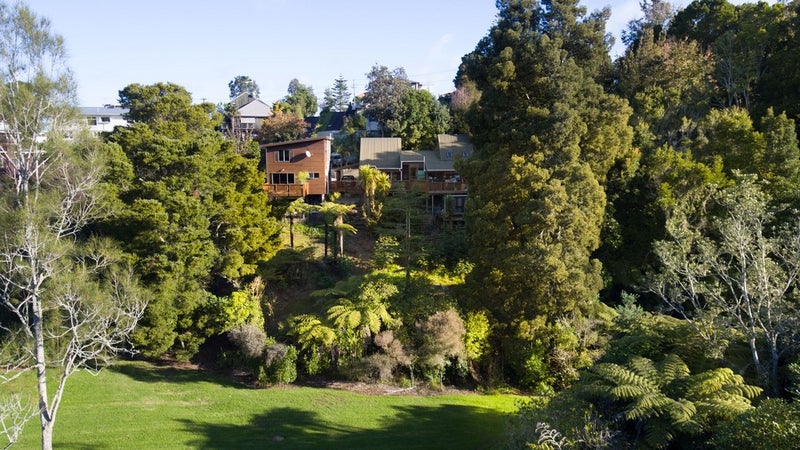 72 Goodall Street, Hillsborough, Auckland - Carousel 1