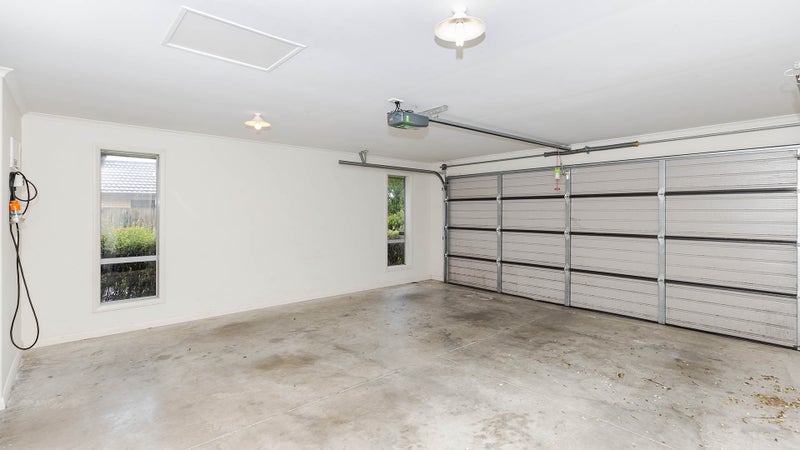 13 Oldfield Court, Huntington, Hamilton - Carousel 20