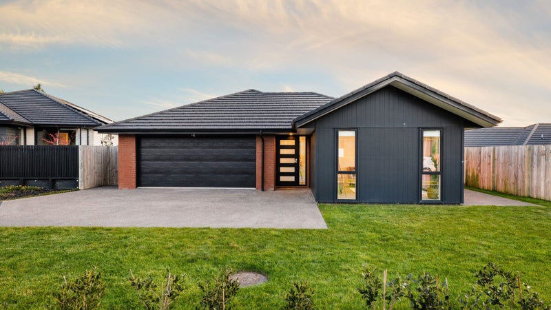 4 Gallants Place, Flagstaff, Hamilton - Carousel 1