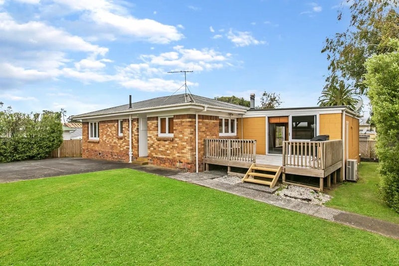 2/435 Great South Road, Ōpaheke, Papakura - Carousel 2