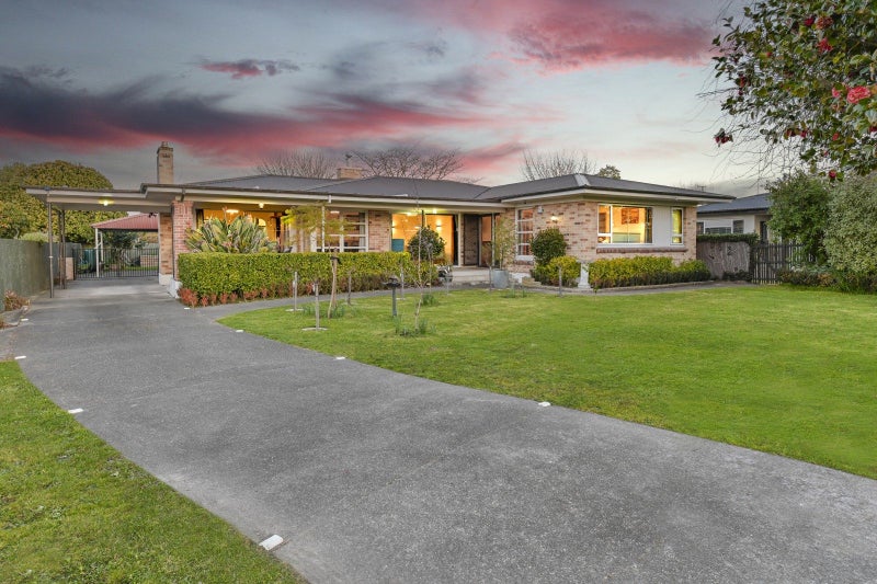 305 Frimley Avenue, Frimley, Hastings - Carousel 1