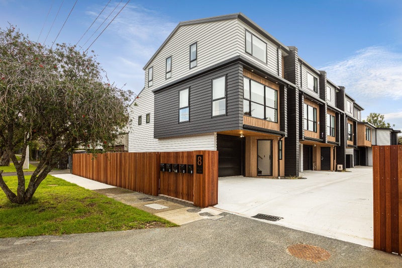 8E Cornwall Park Avenue, Epsom, Auckland - Carousel 1