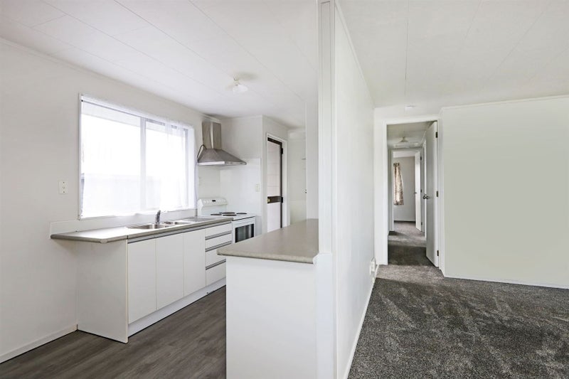 2/516 Lowe Street, Camberley, Hastings - Carousel 1