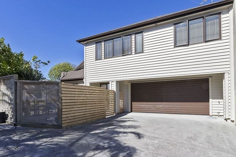 32 Bleakhouse Road, Howick, Auckland - Carousel 15