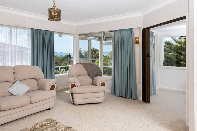 72 Pah Road, Cockle Bay, Auckland - Carousel 2