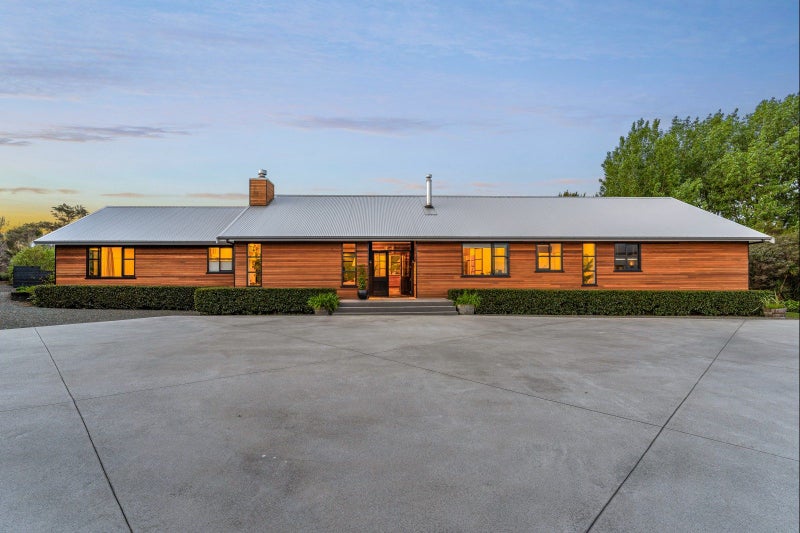 2 Tamahunga Drive, Warkworth - Carousel 2