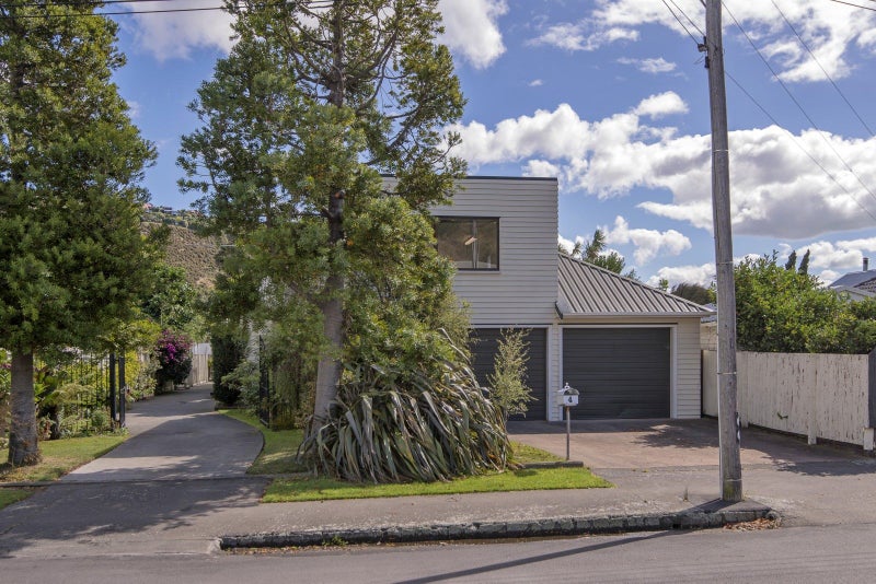 4 Clark Street, Sumner, Christchurch - Carousel 1