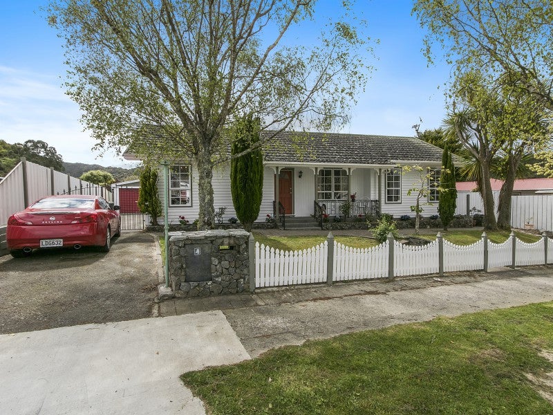 4 Kaponga Street, Wainuiomata, Lower Hutt - Carousel 1